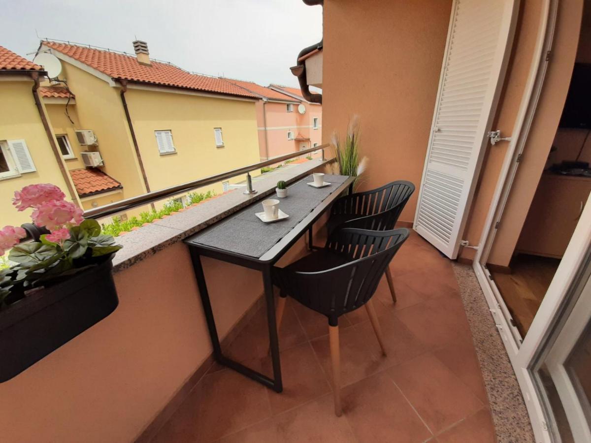 Apartment Rose Malinska Exteriér fotografie